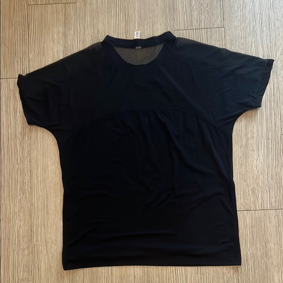 NWOT Athleta Size Medium Classic Black Women's Top - Picture 6 of 6